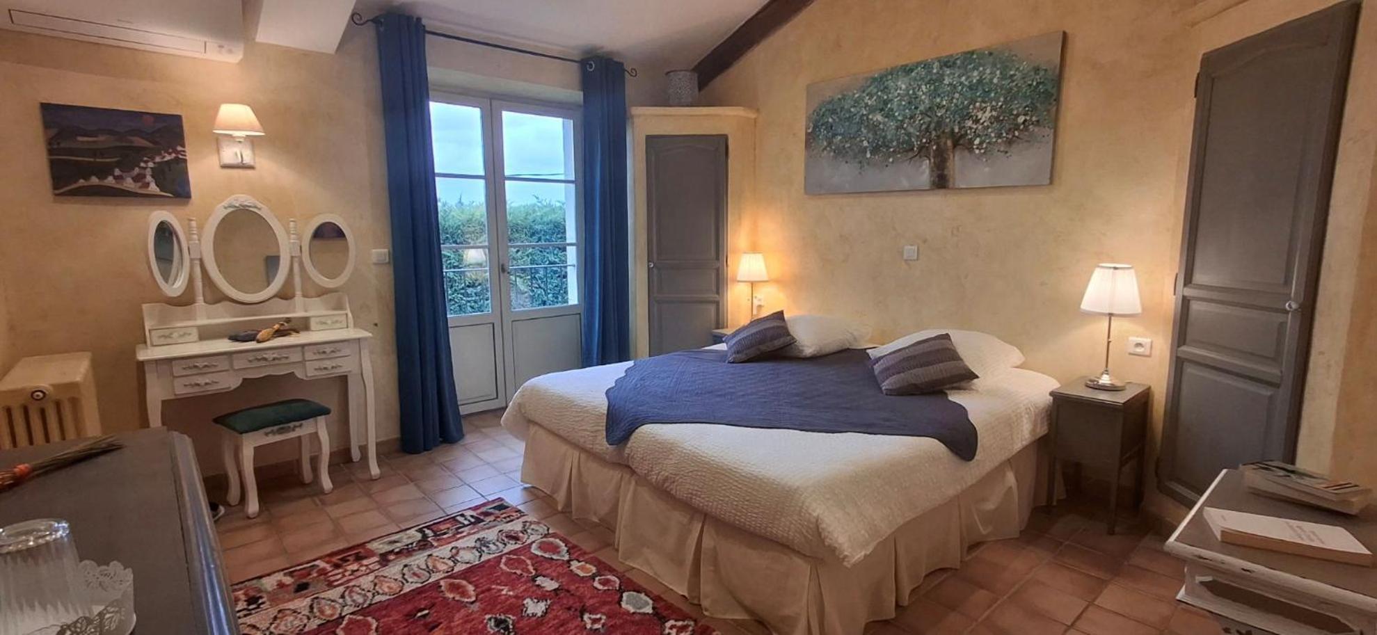 Maison d'hôtes La Bastide Des Amouriers 3*
