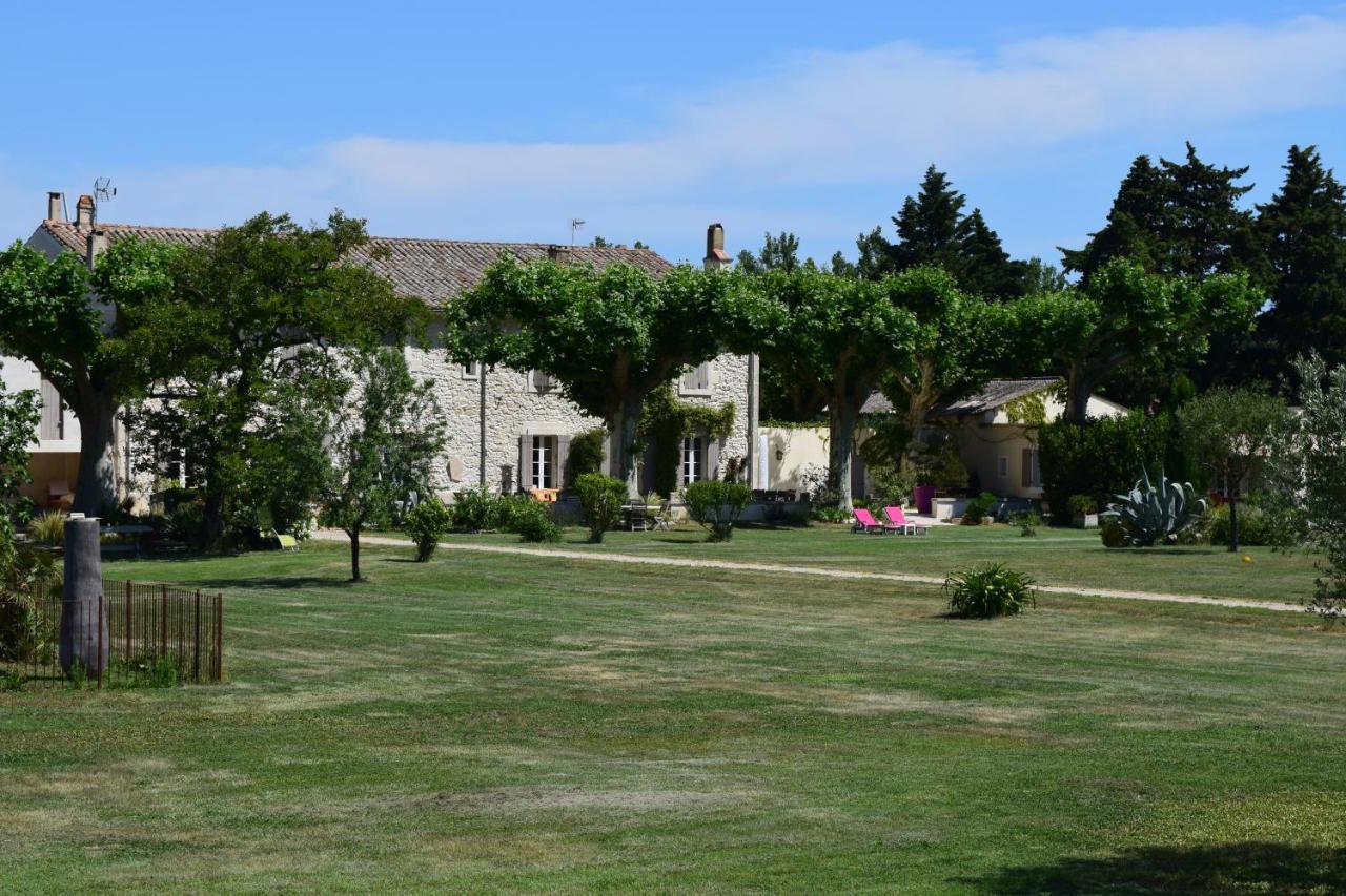 La Bastide Des Amouriers Maison d'hôtes Caumont-sur-Durance